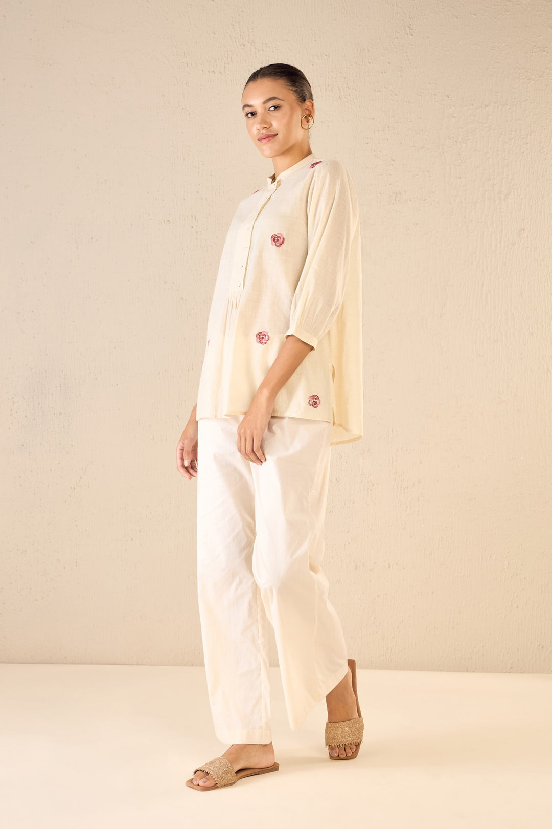 ROSE MELODY: IVORY BOLD PLACKET TUNIC