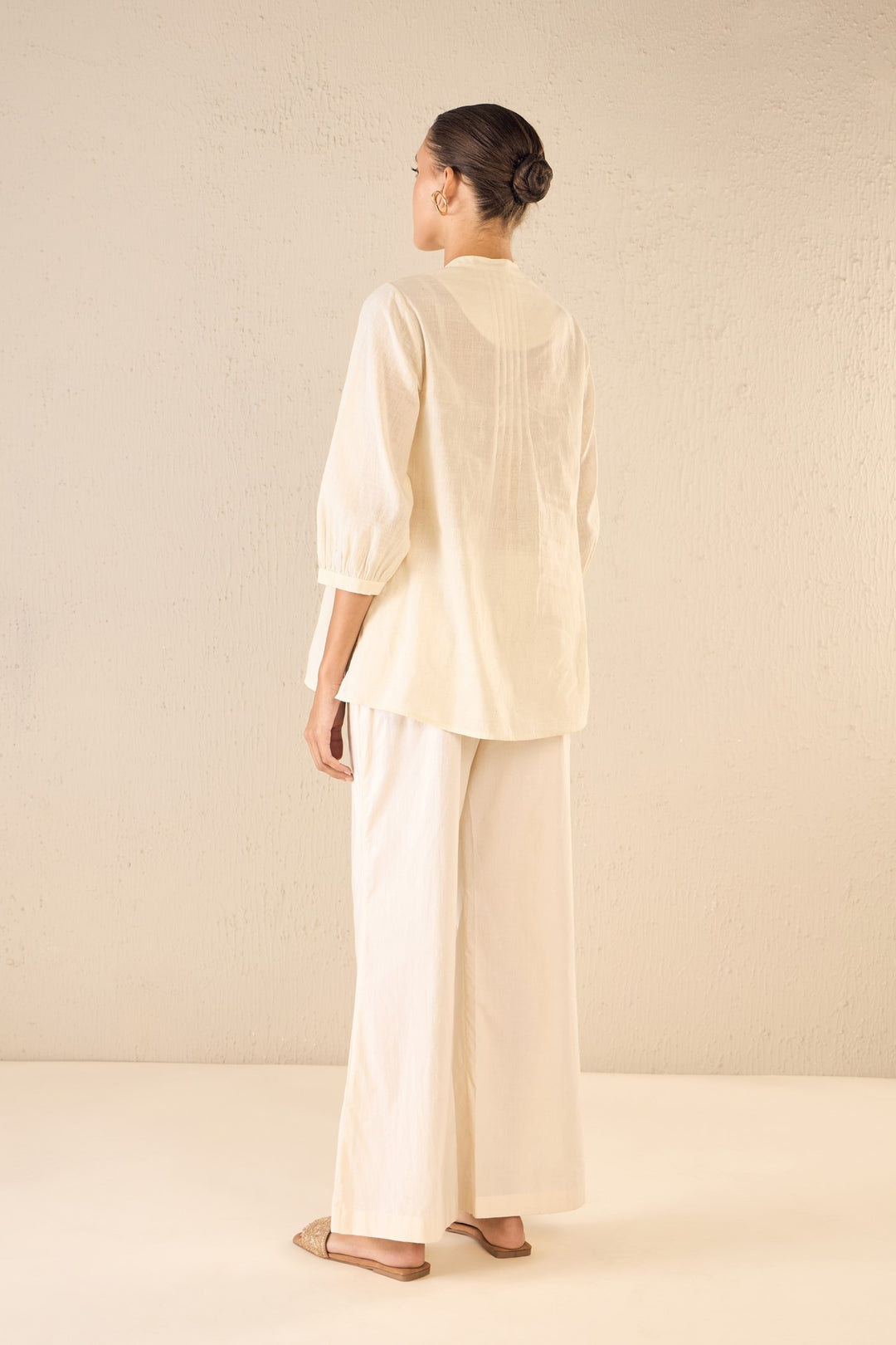 ROSE MELODY: IVORY BOLD PLACKET TUNIC