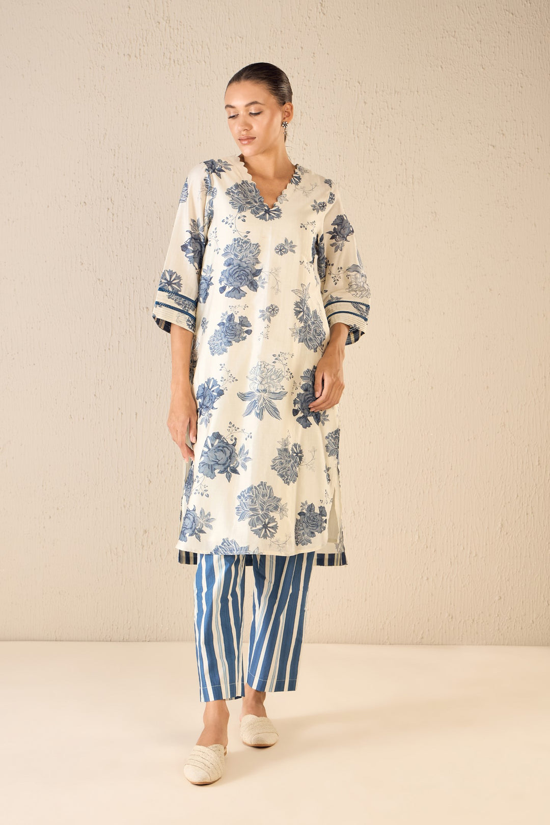 FLORAL FANTASY: BLUE FLORAL CHANDERI SCALLOP KURTA SET