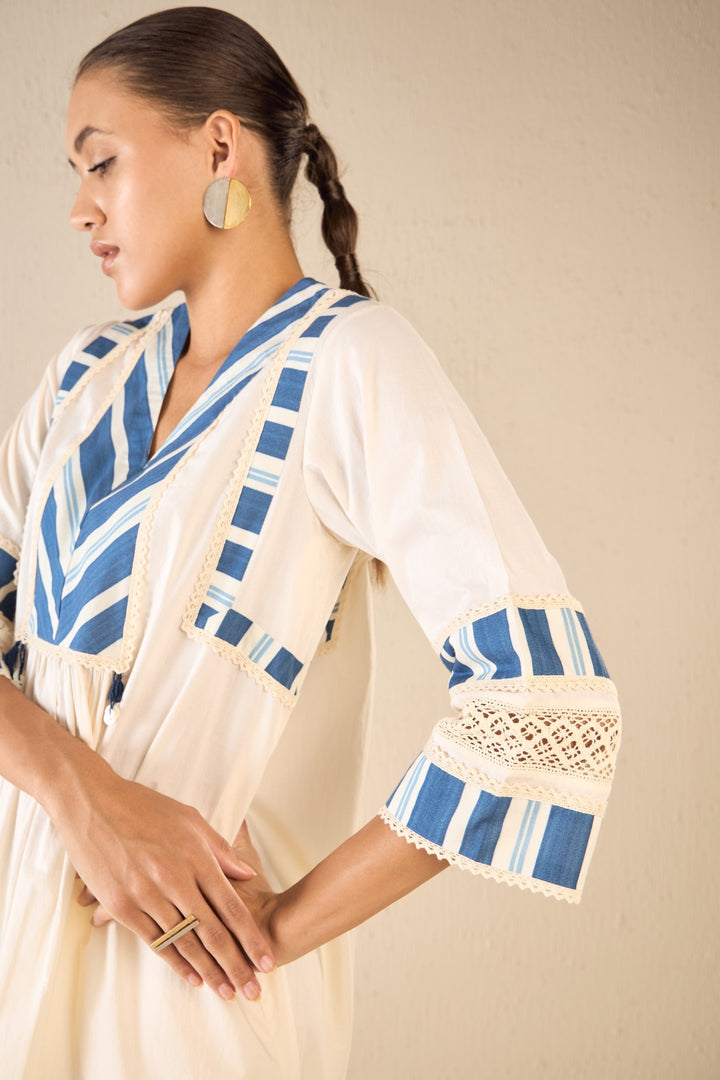 MEADOW STRIPES: IVORY BLUE STRIPE CAPE SET