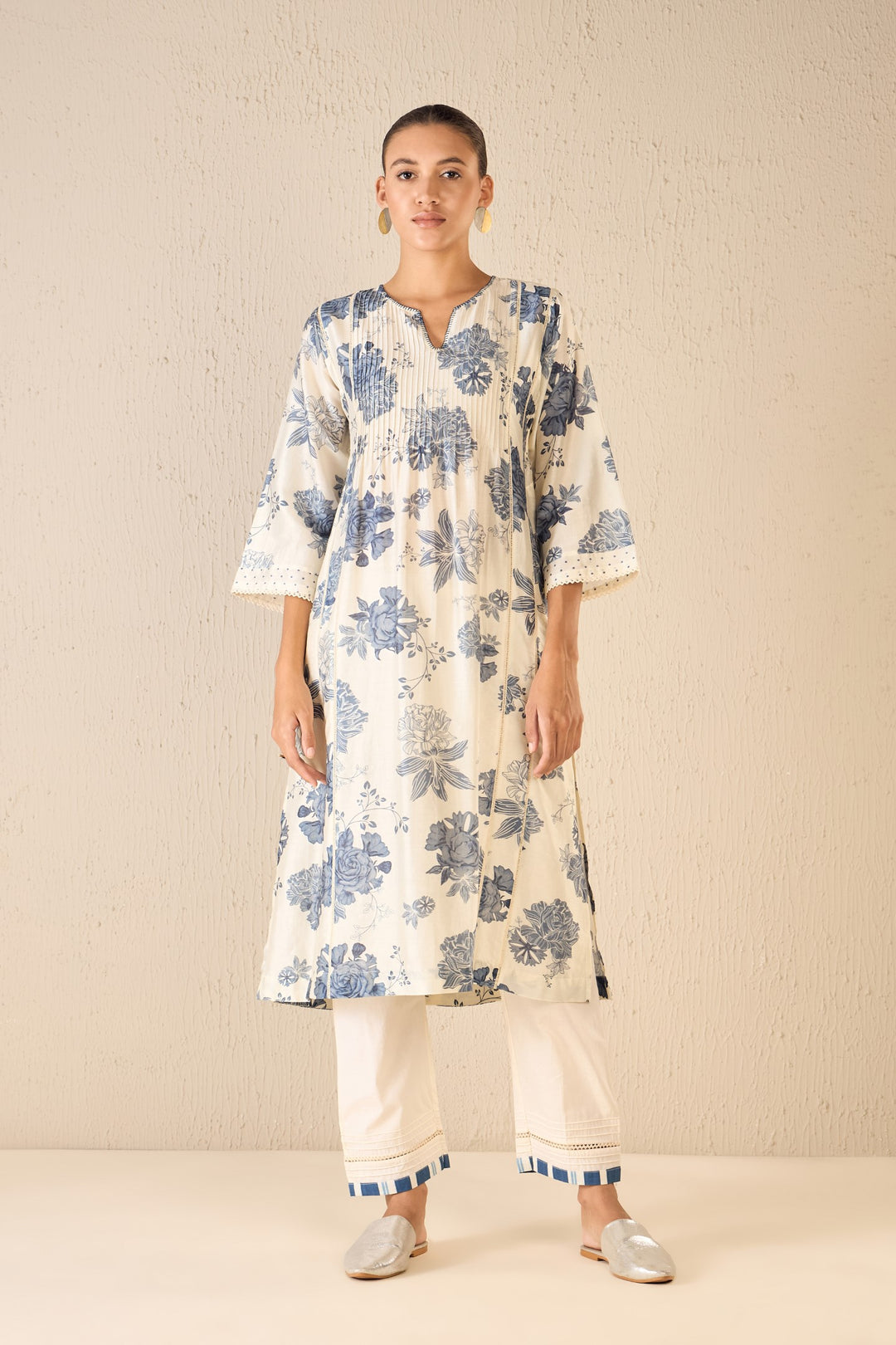 FLORAL FANTASY: BLUE FLORAL CHOGA SET