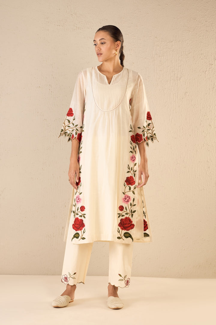 ROSE SHINE: IVORY PINK & RED ROSE EMBROIDERED KALI KURTA SET WITH FLORAL BORDER DUPATTA