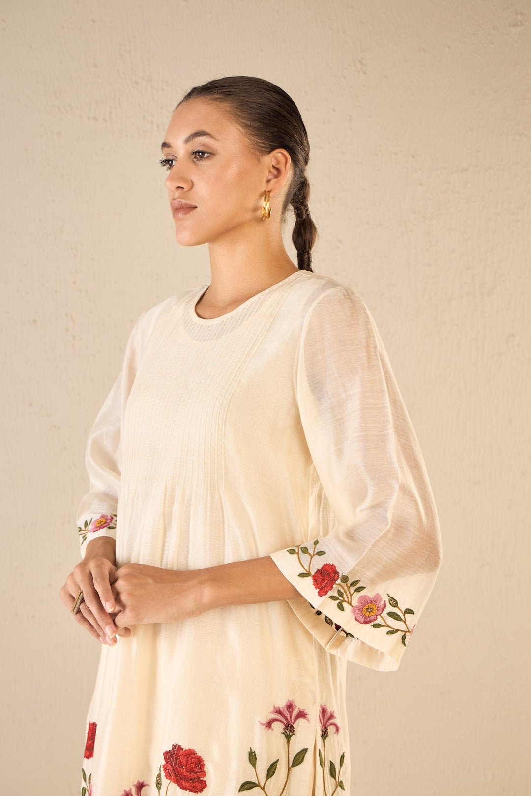 GARDENIA CHARM: IVORY FLORAL EMBROIDERY JAAL KURTA