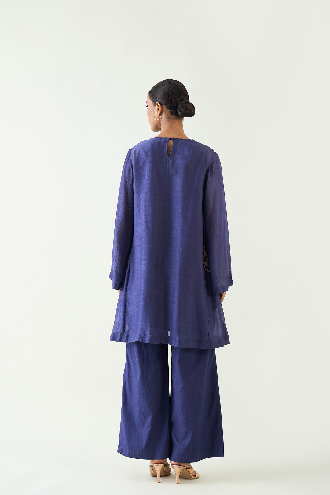 Siya: Cotton Silk Embroidered Pocket Tunic set - Purple