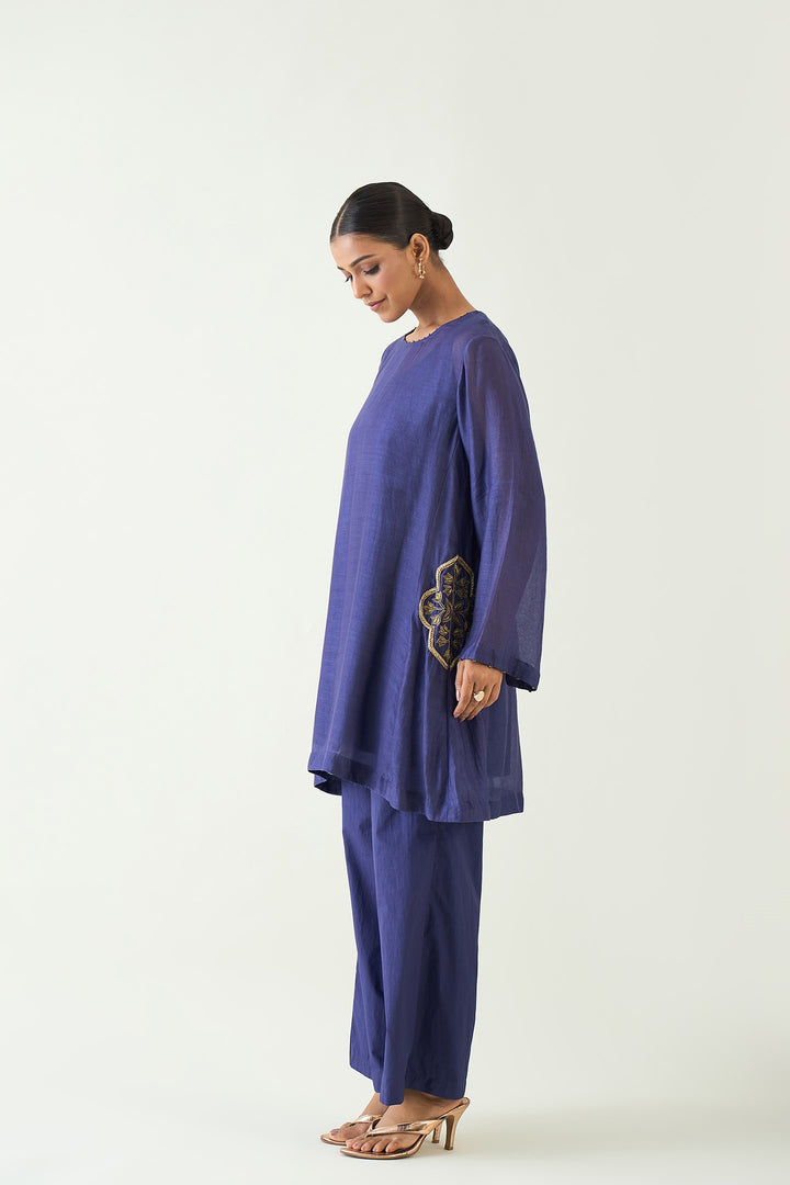 Siya: Cotton Silk Embroidered Pocket Tunic set - Purple