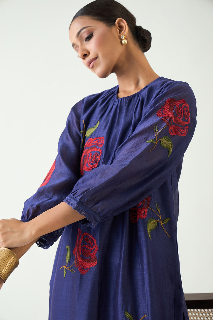 ROYAL ROSE: PURPLE CHANDERI RED EMBROIDERY ROSE KURTA WITH PINTUCK PANTS