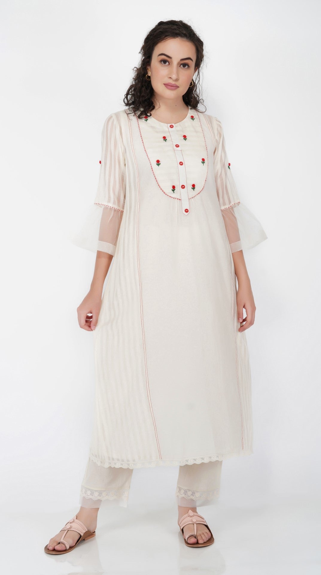 SAAWAN CREAM CHANDERI ROSE YOK KURTA WITH MUGHAL SCALLOP DUPATTA AND PANTS