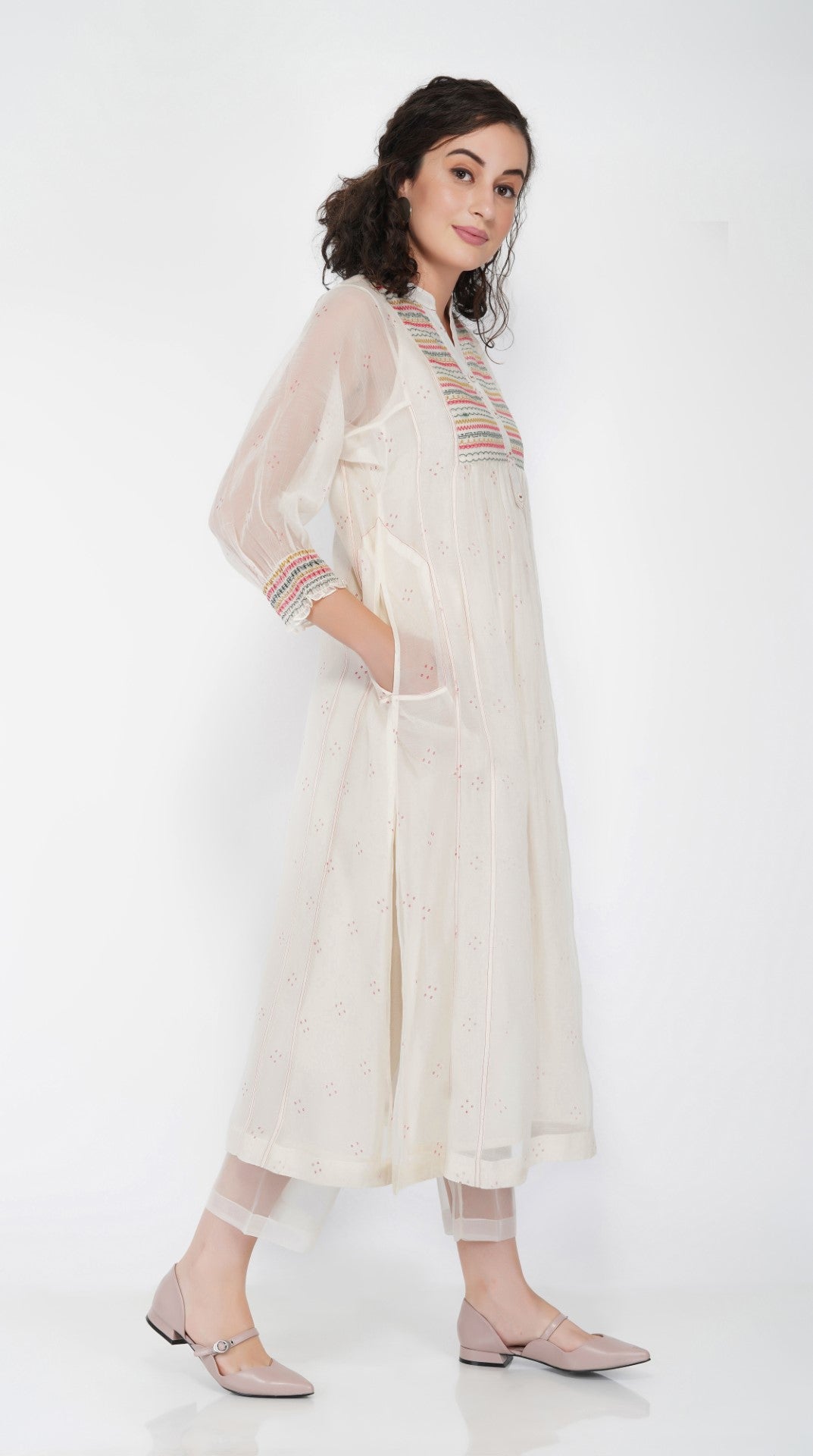 SAAWAN ABSTRACT YOKE KALI KURTA