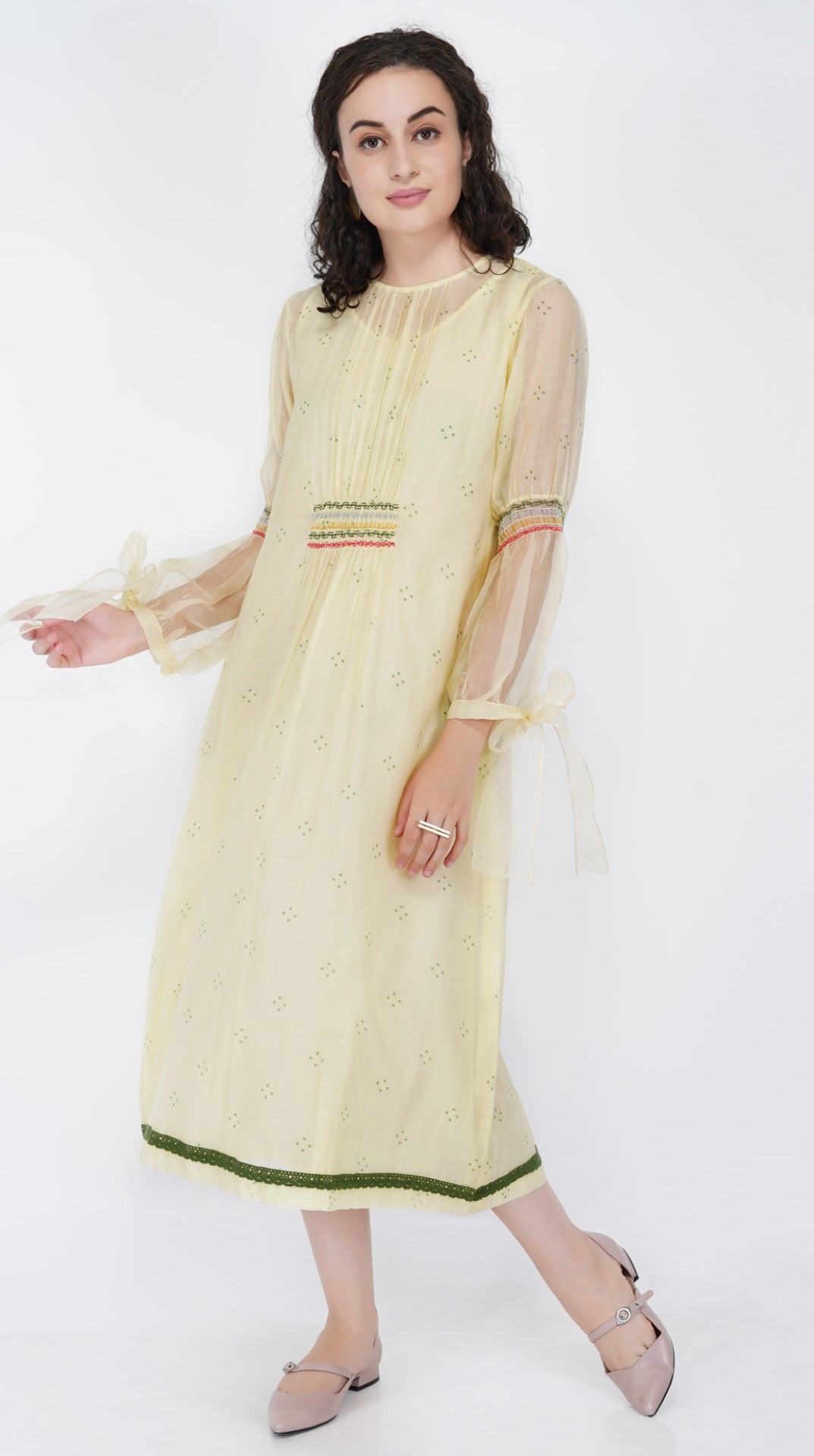 SAAWAN KAFTAN WITH SMOCKING EMBROIDERY