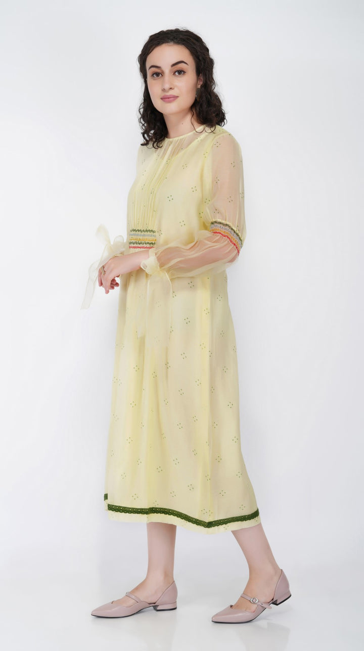 SAAWAN KAFTAN WITH SMOCKING EMBROIDERY