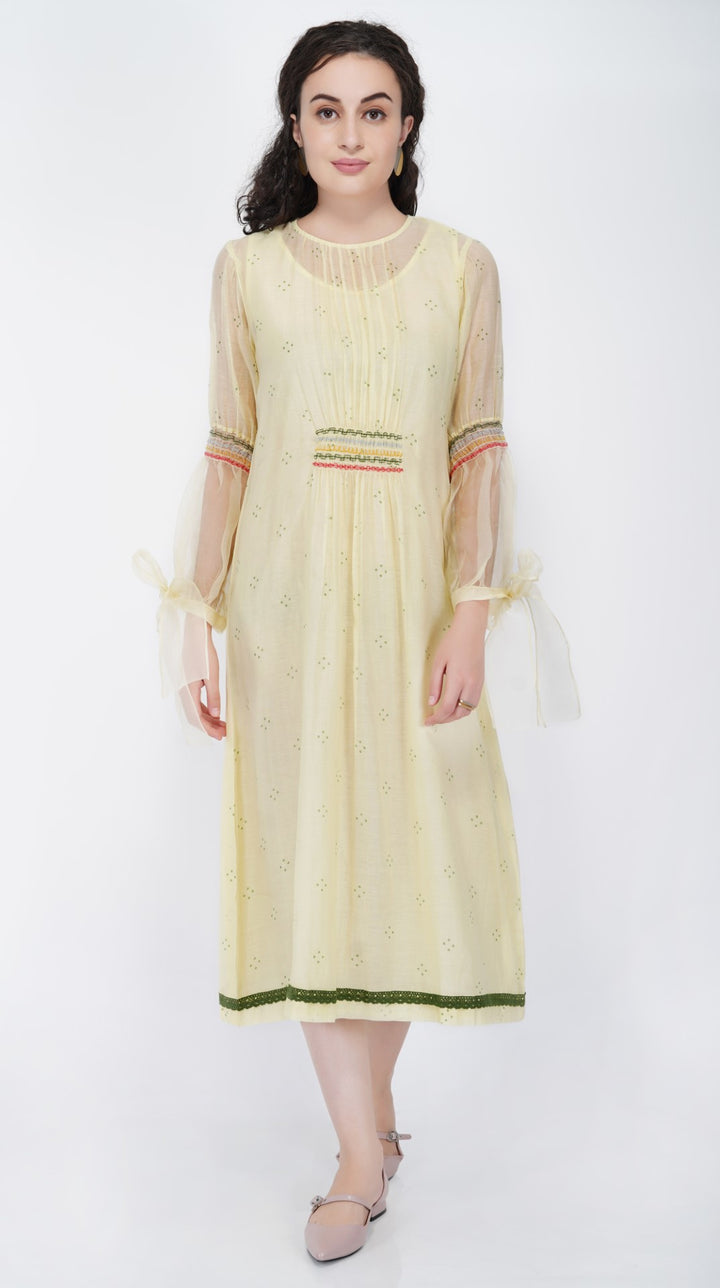 SAAWAN KAFTAN WITH SMOCKING EMBROIDERY