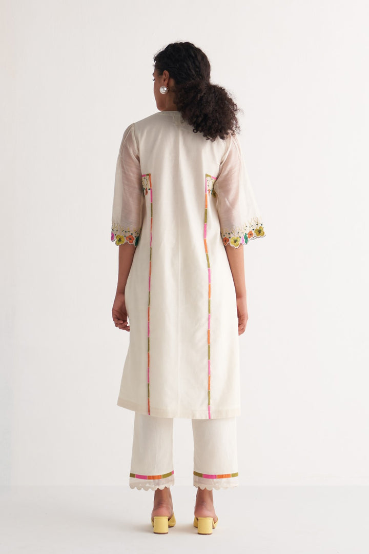 Ivory Floral Applique Streak Tape Kurta