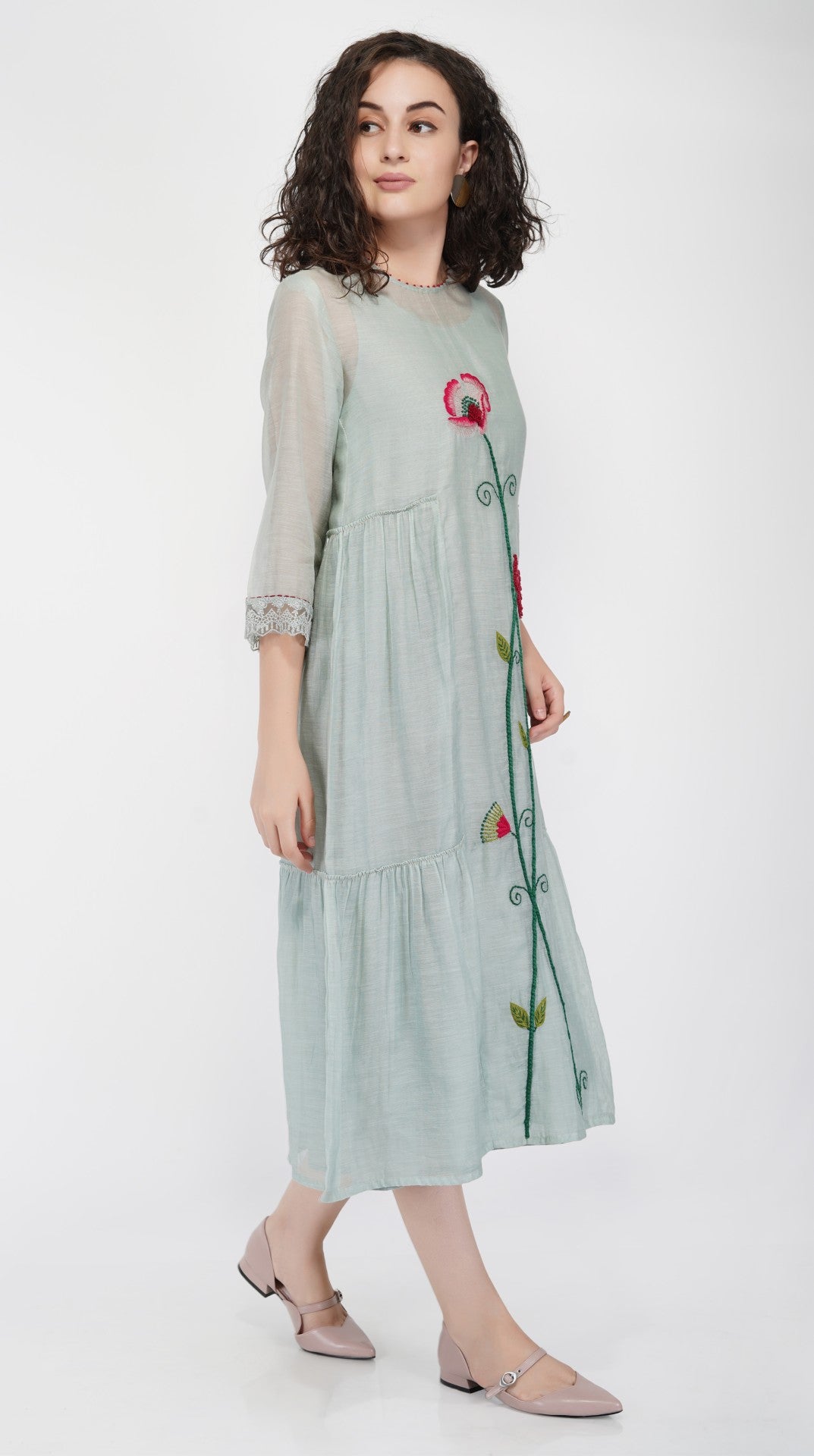 SAAWAN FLOWER TIER DRESS WITH KHADI ORGANZA PANTS