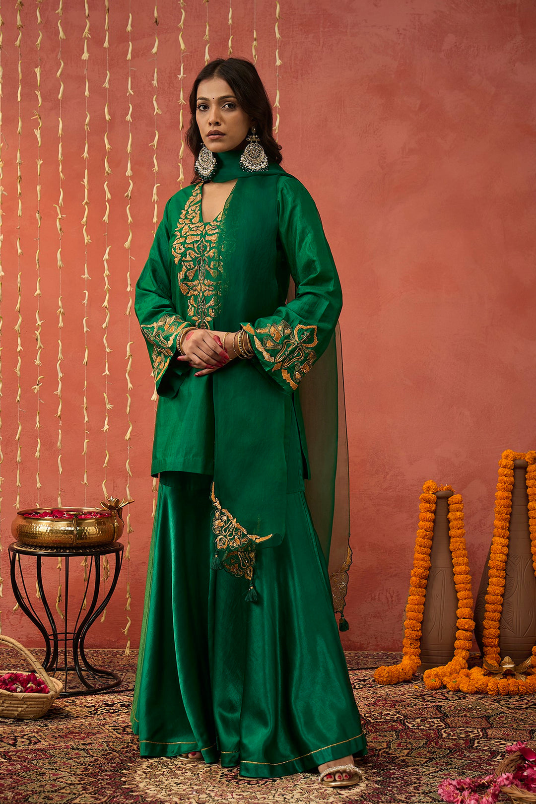 HEENA-EMERALD GREEN GLASS NECK SILK EMBROIDERED SHORT KURTA SET