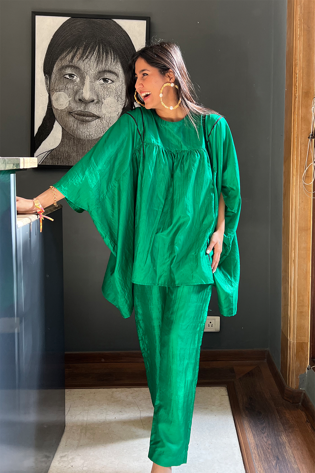 EMERALD GREEN SILK CAPE WITH PANTS