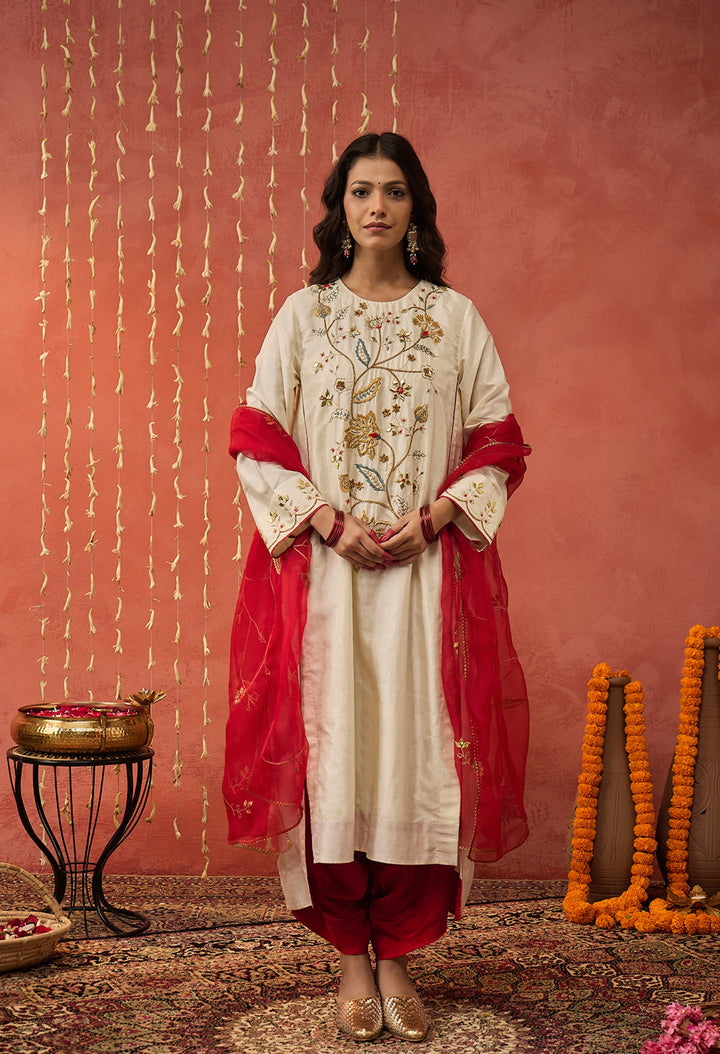 GEHNA -  IVORY SILK EMBROIDERED  KURTA