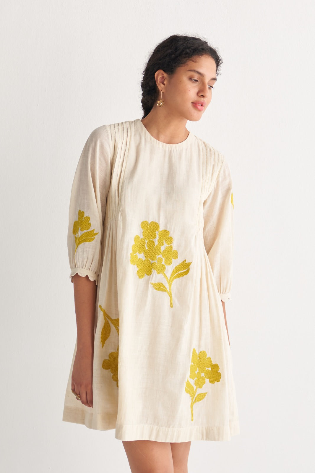 Canary Yellow Pintuck Cross-stitch bunch Off-White dress