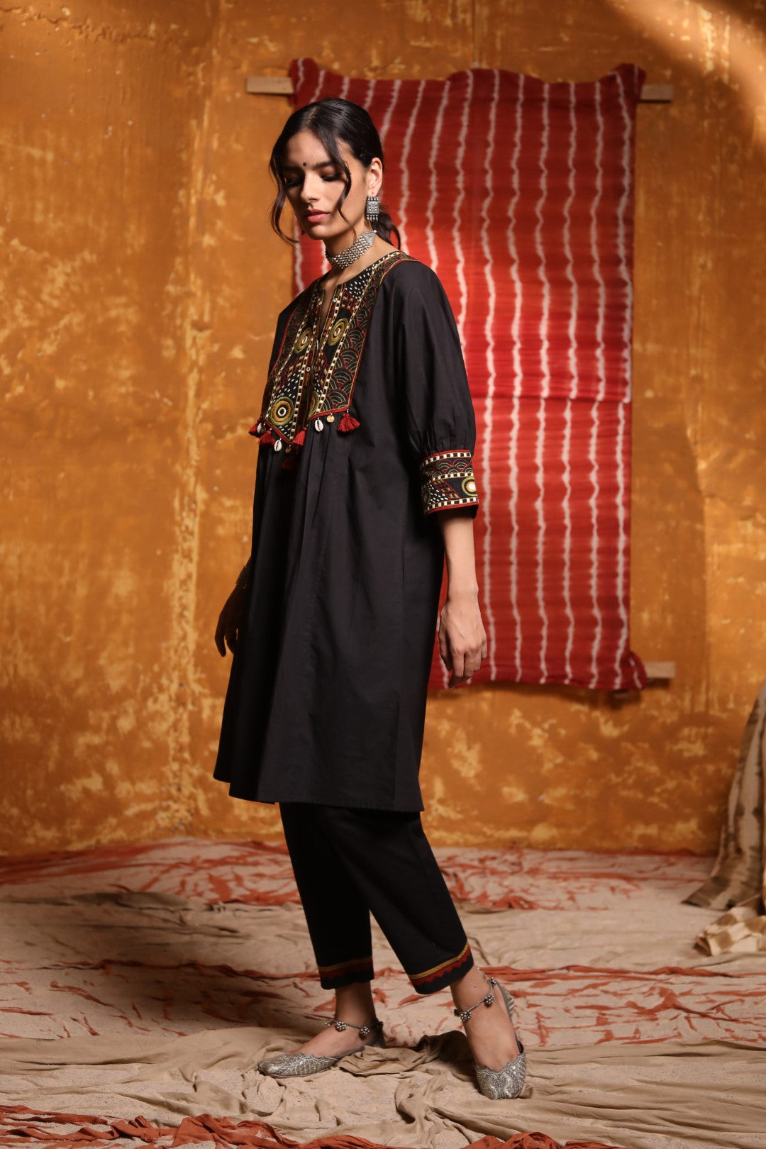 Solid Black Tribal Embroidery Cape With Pants