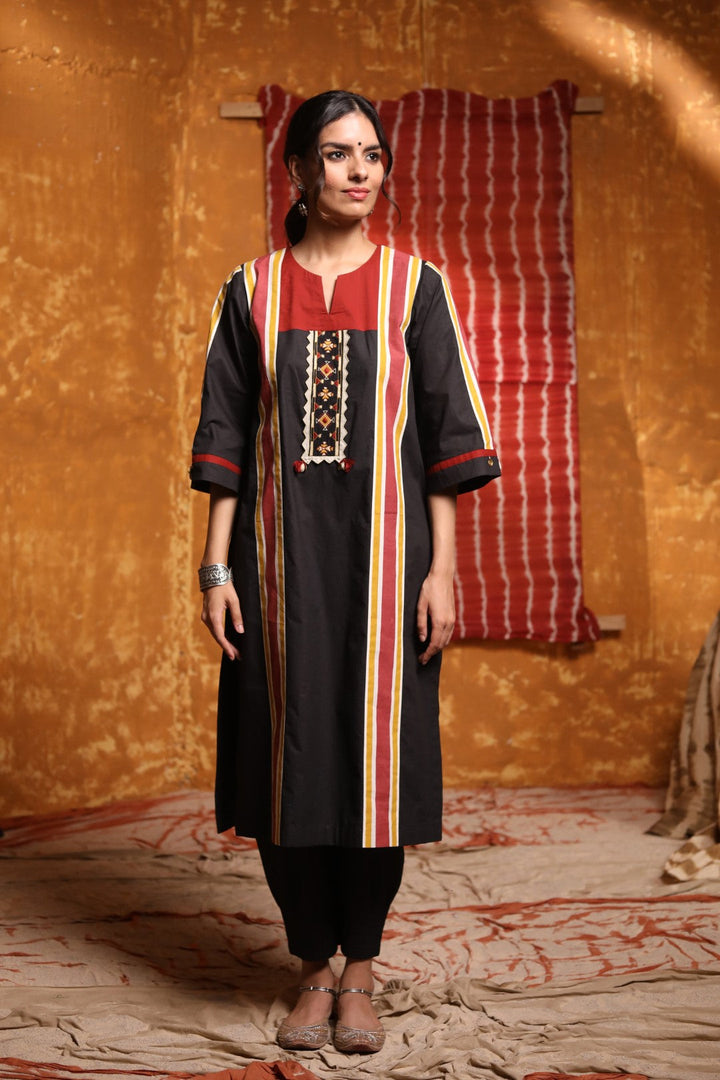 Black Colour Block Embriodery Patch Kurta With Pant