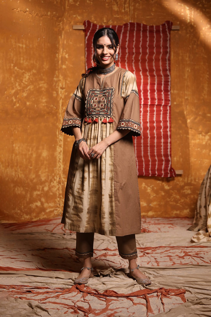 Brown Beige Colour Patch Kurta with Pants