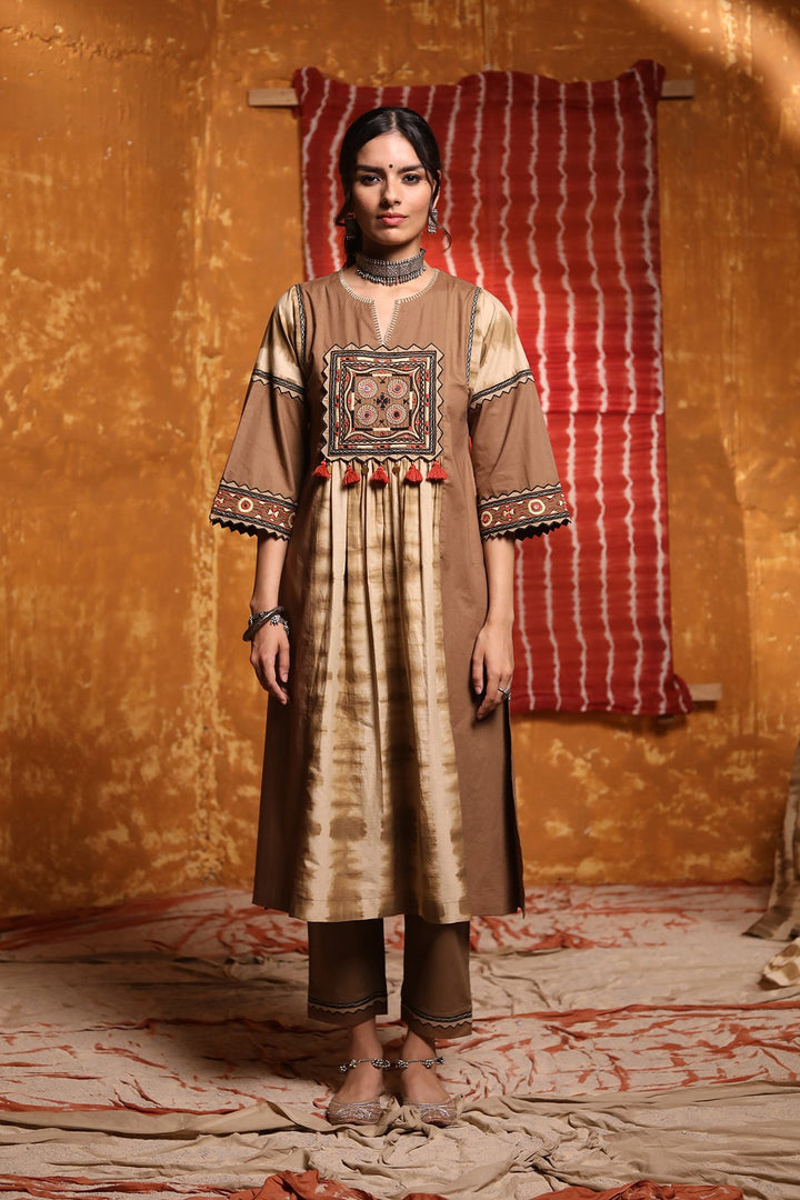 Brown Beige Colour Patch Kurta with Pants