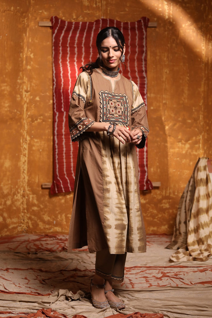 Brown Beige Colour Patch Kurta with Pants