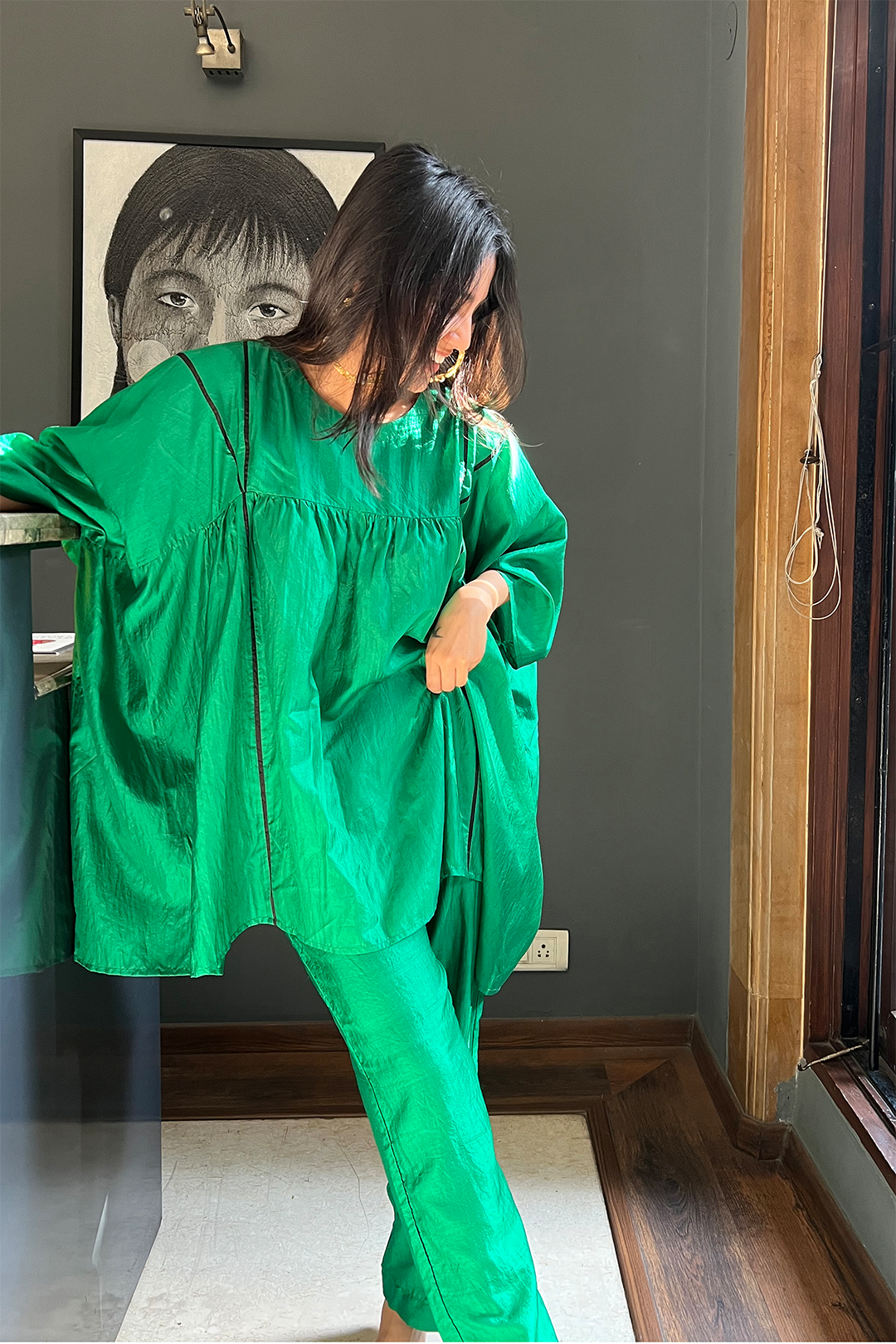 EMERALD GREEN SILK CAPE WITH PANTS