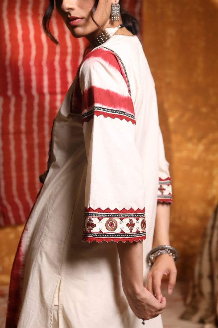 Ivory Tie Dye Patch Kurta With Pant