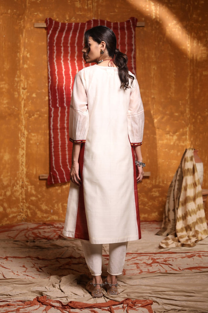 Color Block Tribal Embroidery Kurta With Pants & Dupatta