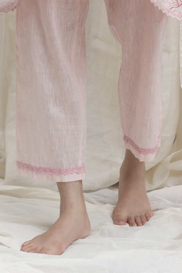 BABY PINK LINEN PANTS WITH LACE TRIM