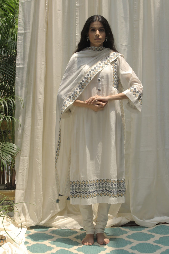 CREAM CHANDERI AZTEC EMBROIDERED SIDE PLEAT DRESS WITH EMBROIDERED DUPATTA AND PANTS SET OF 3