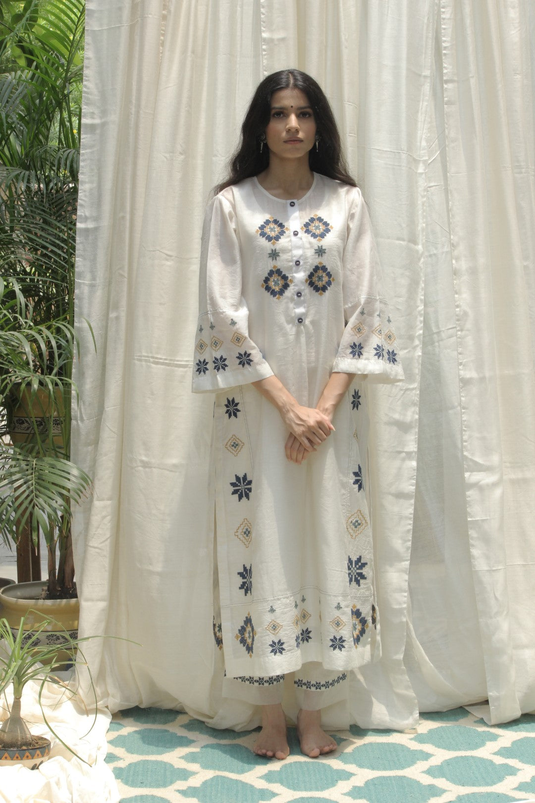 CREAM CHANDERI AZTEC EMBROIDERED KALI KURTA WITH EMBROIDERED DUPATTA AND PANT SET OF 3