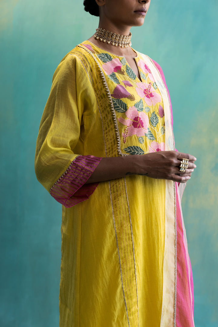 DIL-KASH YELLOW CHANDERI YOKE FLORAL EMBROIDERY CHOGA