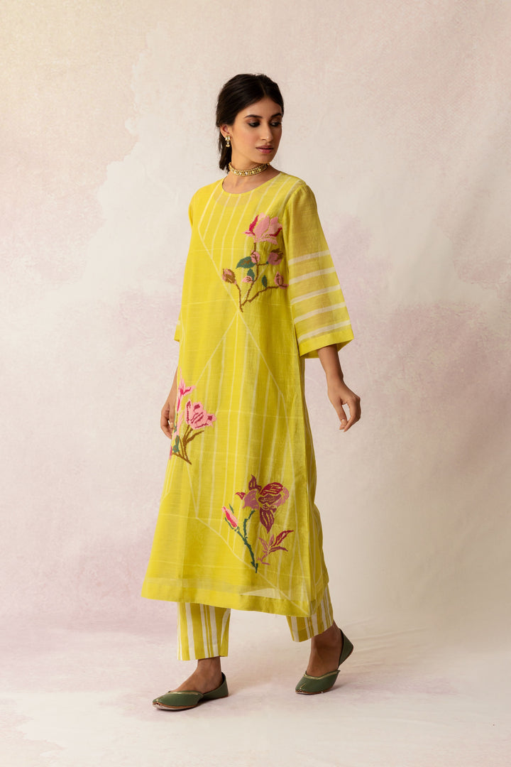 BAHAAR OLIVE GRID FLORAL KURTA SET