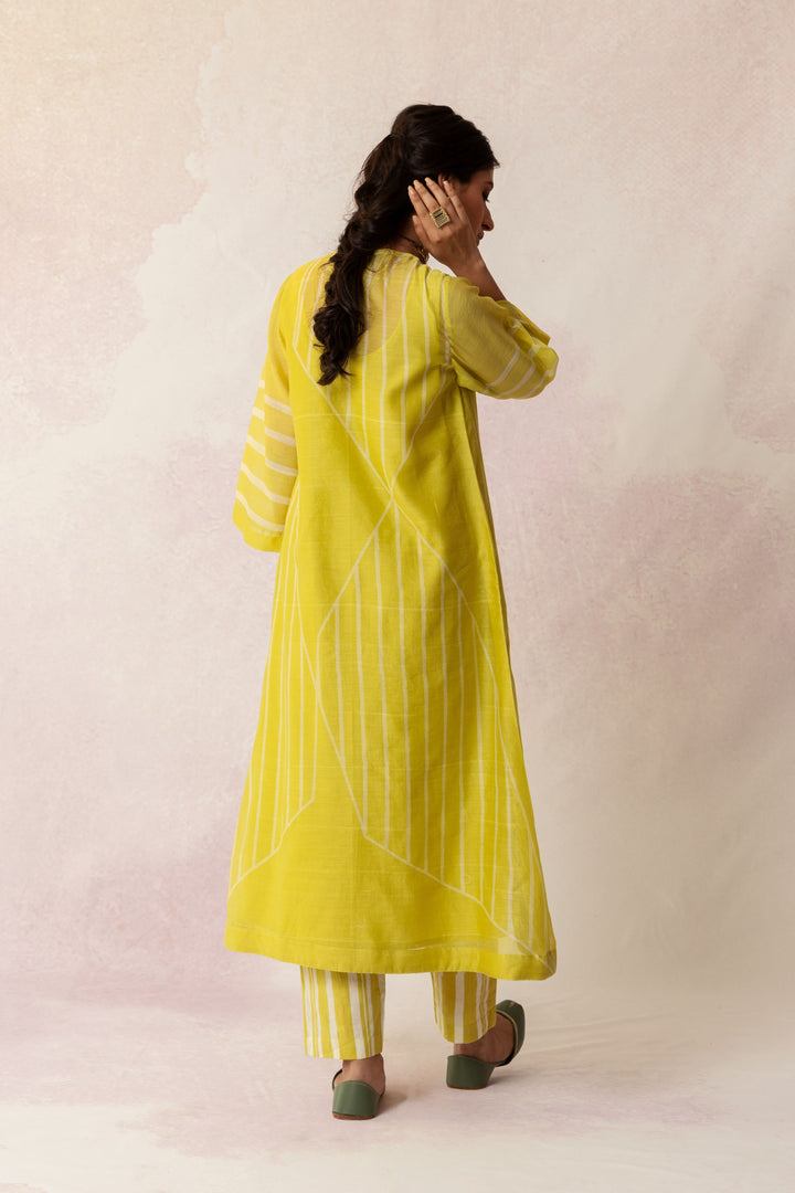 BAHAAR OLIVE GRID FLORAL KURTA SET