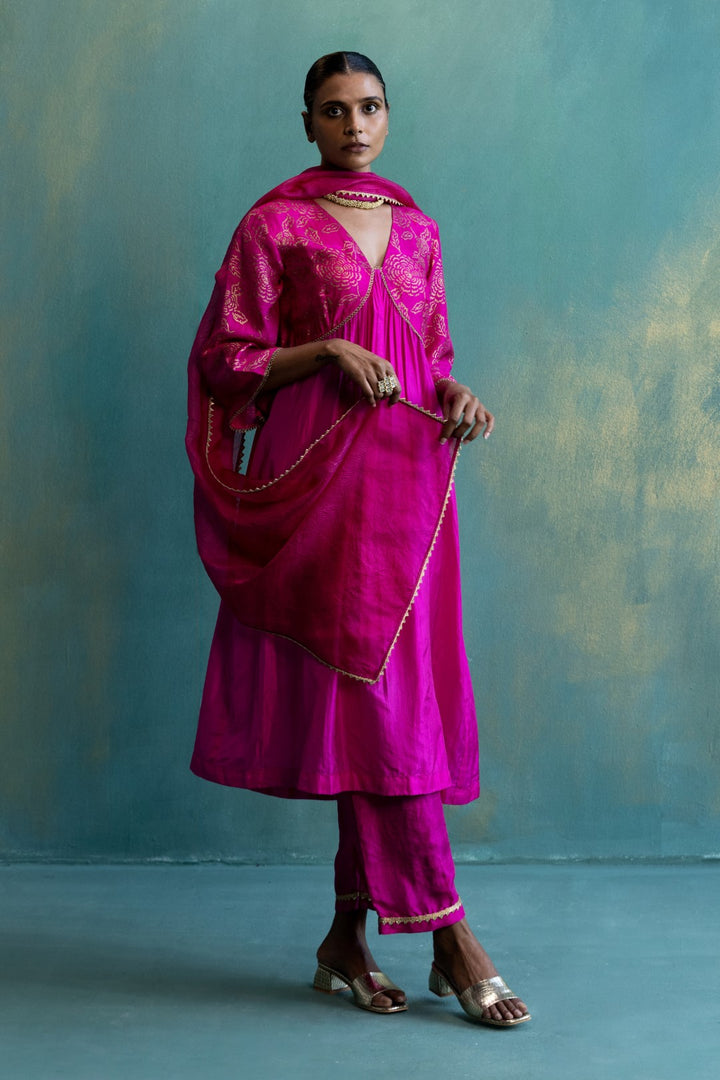 DIL-KASH PINK KOTA SILK WITH GOTA DUPATTA