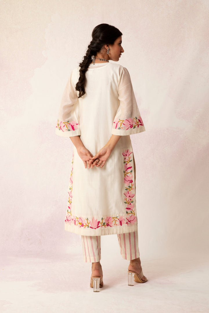 BAHAAR IVORY FLORAL CHANDERI V-NECK KURTA SET