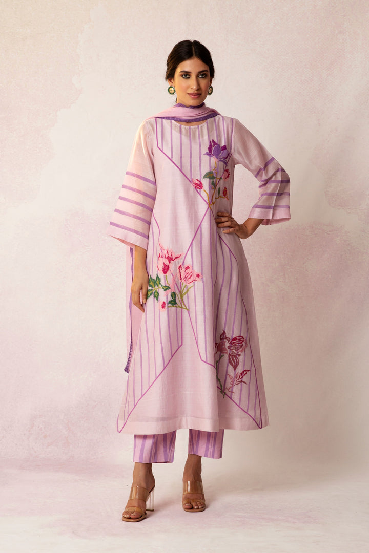 BAHAAR LILAC GRID FLORAL KURTA SET