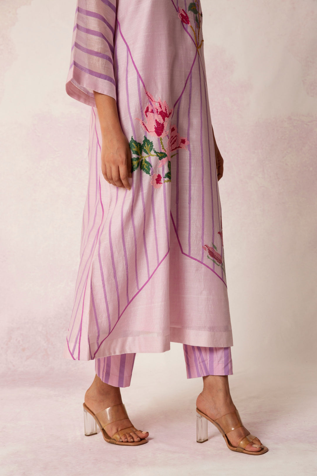 BAHAAR LILAC GRID FLORAL KURTA SET