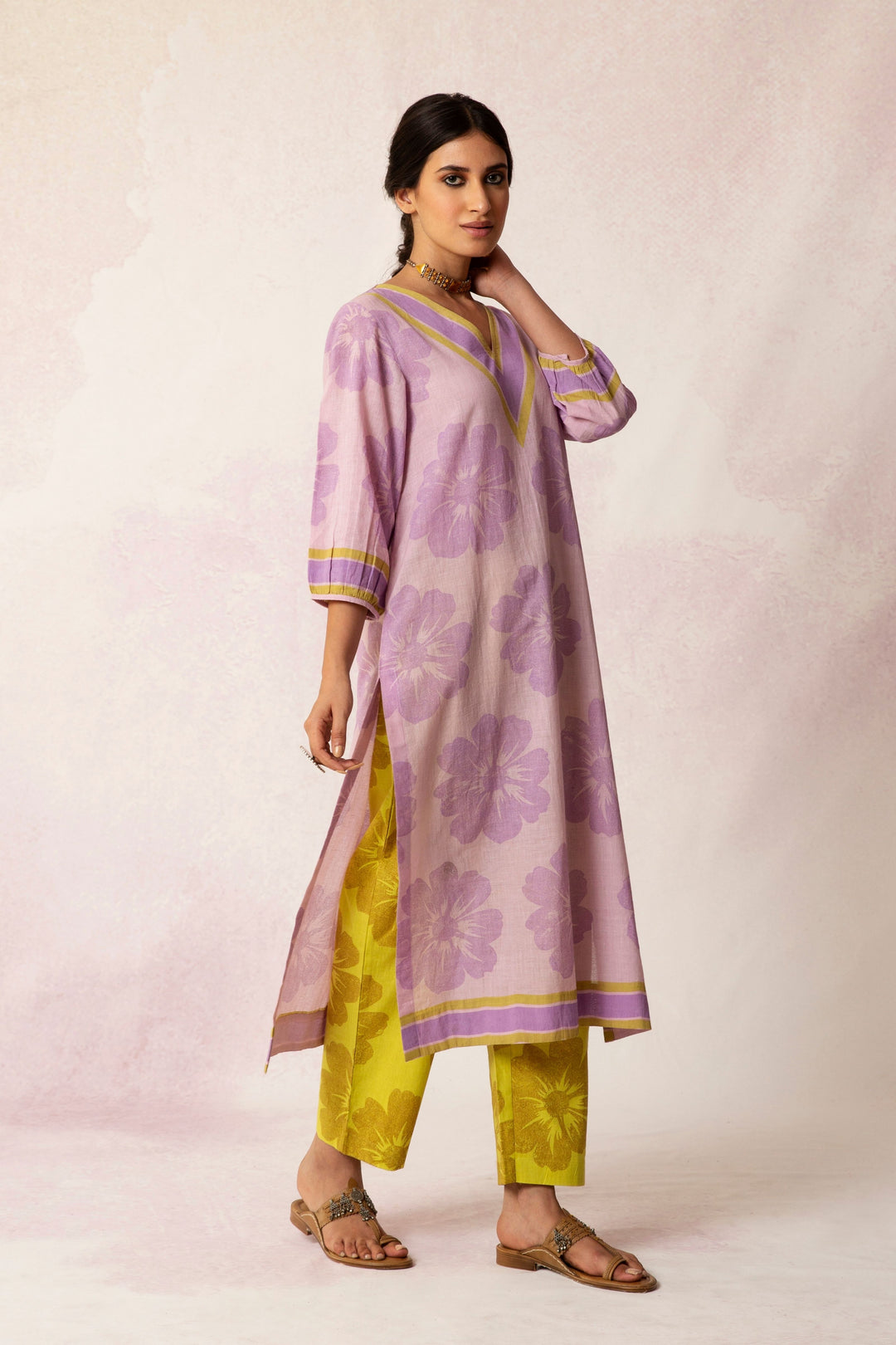 BAHAAR LILAC V-NECK BIG FLOWER KURTA WITH OLIVE YELLOW FLORAL PANT