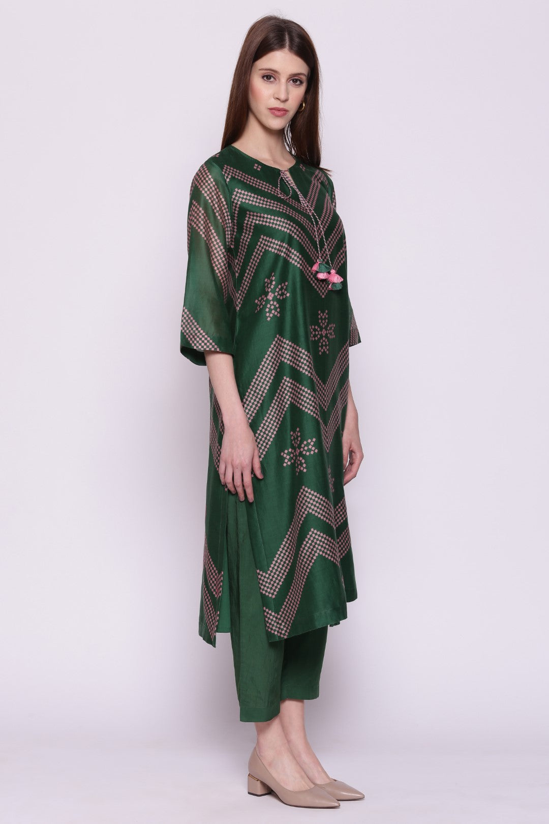 EMERALD GREEN CHANDERI CHEVRON BANDHANI PRINT KURTA WITH PANTS