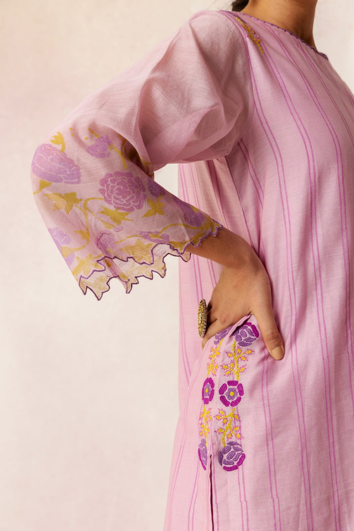 BAHAAR LILAC FLORAL EMBROIDERY WITH ROSE PRINT KURTA