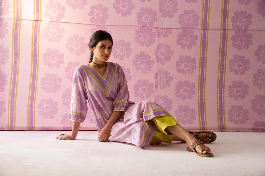 BAHAAR LILAC V-NECK BIG FLOWER KURTA WITH OLIVE YELLOW FLORAL PANT